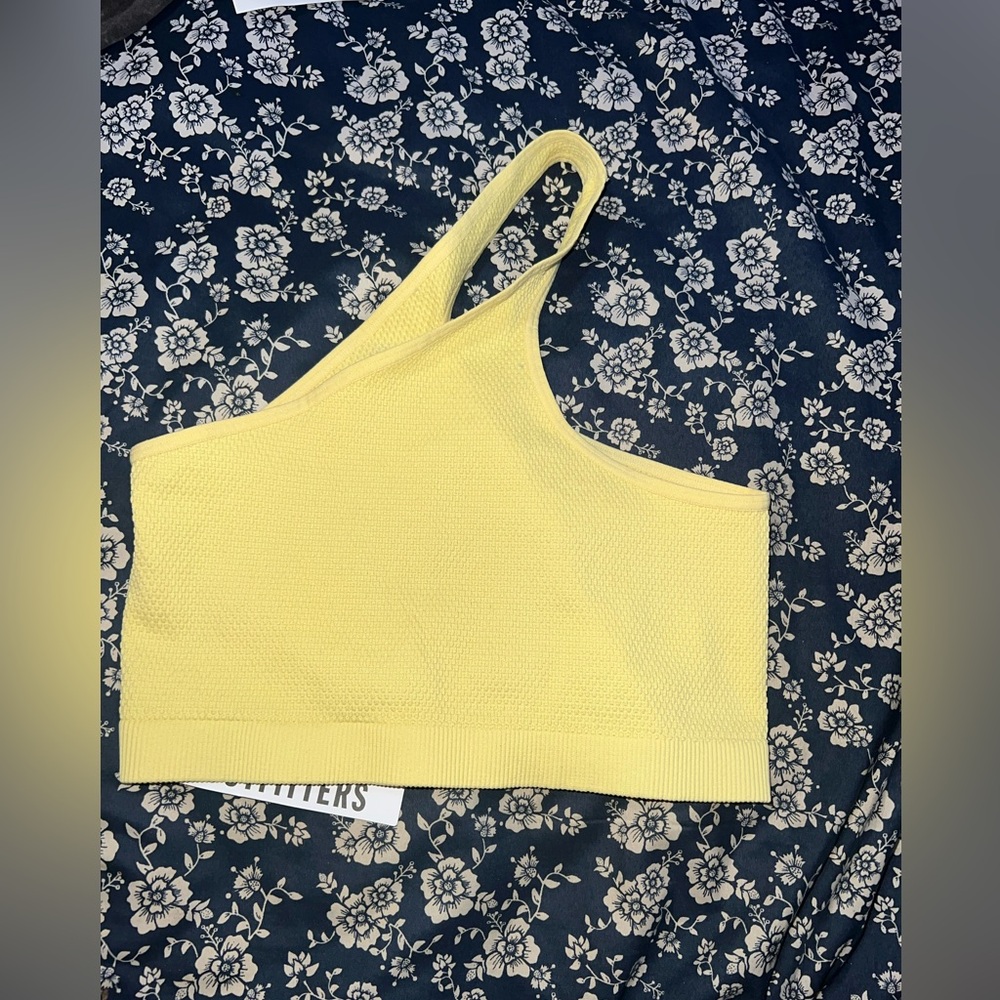 NWT Urban Outfitters crop top